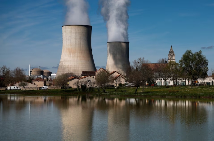 由于天气炎热，法国电力公司可能限制 Golfech 核电站的发电量